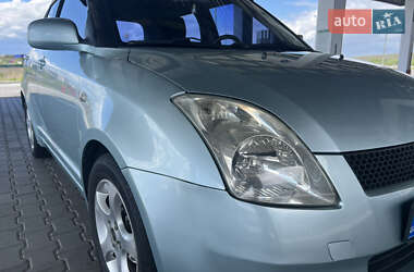 Хетчбек Suzuki Swift 2007 в 
