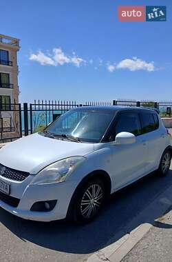 Хэтчбек Suzuki Swift 2011 в 