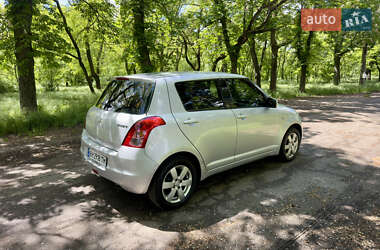 Хэтчбек Suzuki Swift 2008 в 