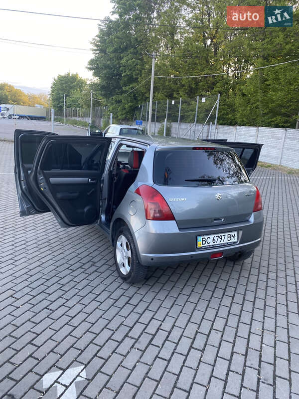 Хэтчбек Suzuki Swift 2006 в Львове фото 5 Хэтчбек Suzuki Swift 2006 в Львове