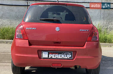 Хетчбек Suzuki Swift 2008 в 