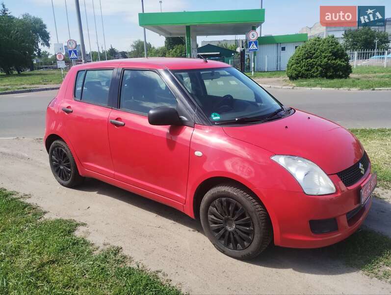 Хэтчбек Suzuki Swift 2009 в 