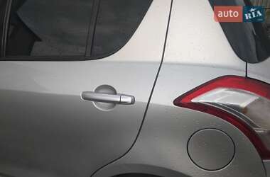 Хэтчбек Suzuki Swift 2011 в 