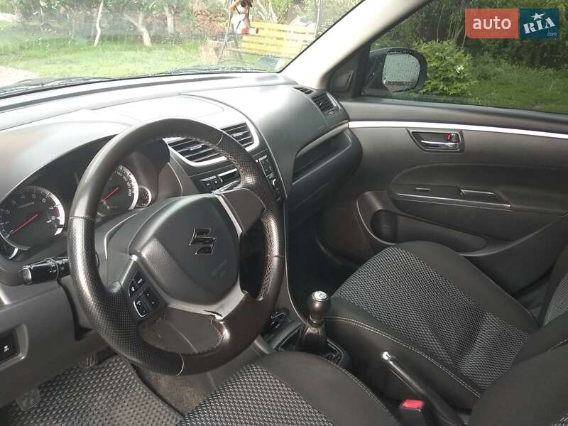 Хэтчбек Suzuki Swift 2011 в Барышевке фото 28 Хэтчбек Suzuki Swift 2011 в Барышевке