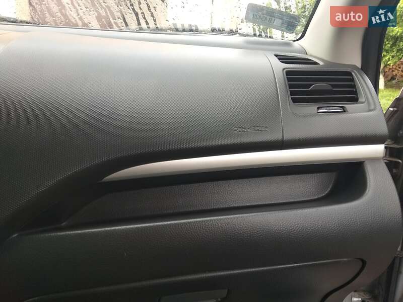 Хэтчбек Suzuki Swift 2011 в Барышевке фото 31 Хэтчбек Suzuki Swift 2011 в Барышевке