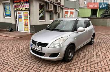 Хэтчбек Suzuki Swift 2011 в 