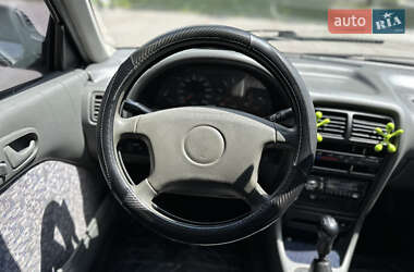 Седан Suzuki Swift 2003 в 