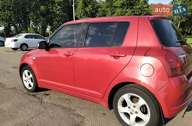 Хэтчбек Suzuki Swift 2006 в 