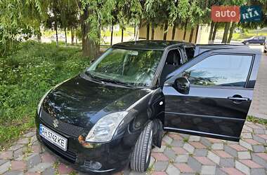 Хэтчбек Suzuki Swift 2007 в 