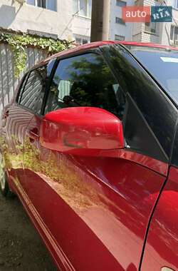 Хетчбек Suzuki Swift 2006 в 