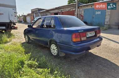 Седан Suzuki Swift 1993 в 