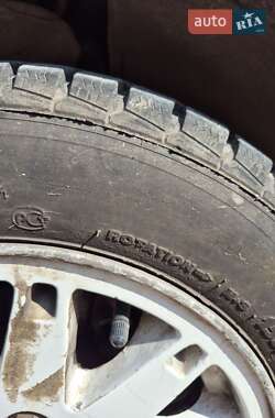 Седан Suzuki Swift 1993 в 