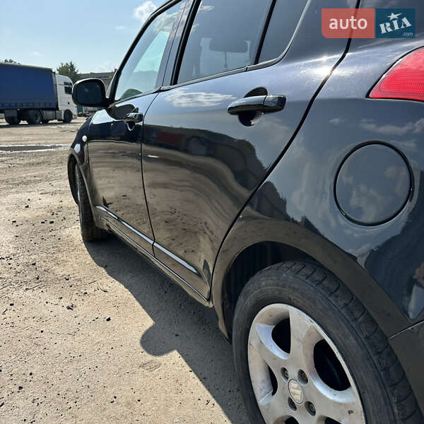Хетчбек Suzuki Swift 2007 в Хмельницькому