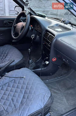 Седан Suzuki Swift 1994 в 