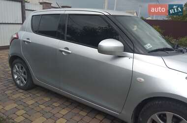Хетчбек Suzuki Swift 2011 в 