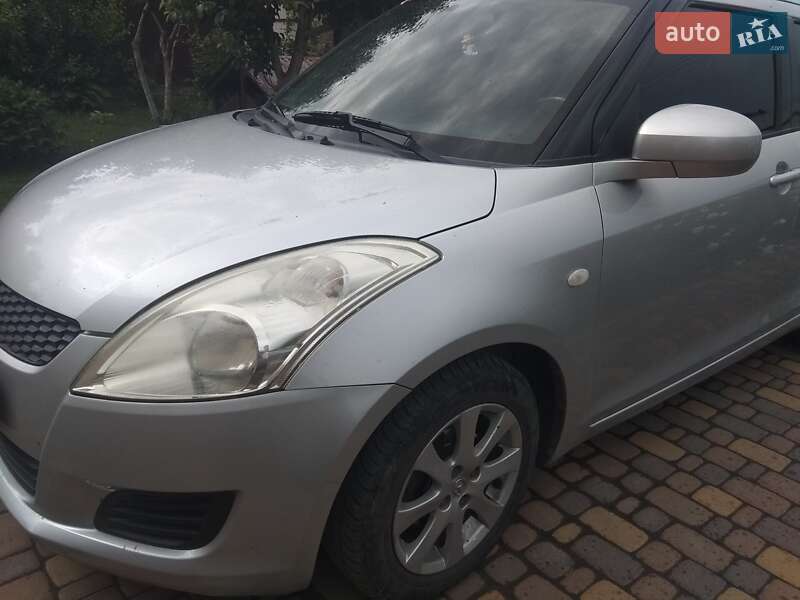 Хэтчбек Suzuki Swift 2011 в Барышевке фото 59 Хэтчбек Suzuki Swift 2011 в Барышевке