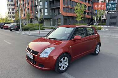 Хэтчбек Suzuki Swift 2008 в Киеве