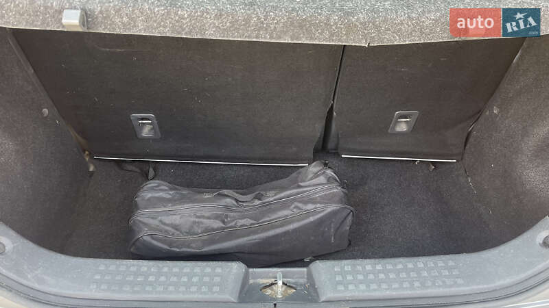 Хэтчбек Suzuki Swift 2008 в 