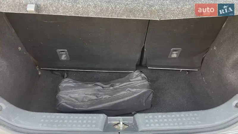 Хэтчбек Suzuki Swift 2008 в 
