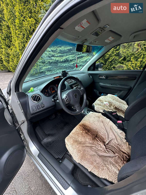 Хэтчбек Suzuki Swift 2008 в Ивано-Франковске фото 5 Хэтчбек Suzuki Swift 2008 в Ивано-Франковске