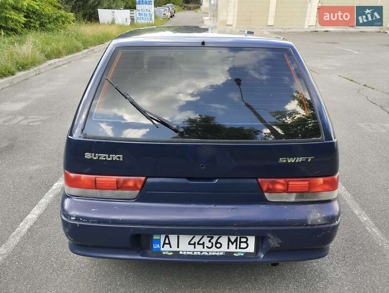 Хэтчбек Suzuki Swift 2000 в Киеве