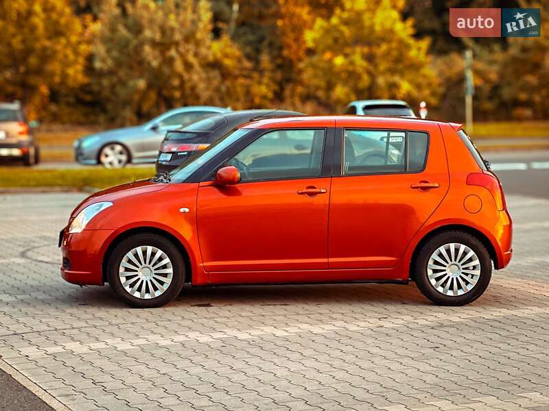 Хетчбек Suzuki Swift 2007 в Києві
