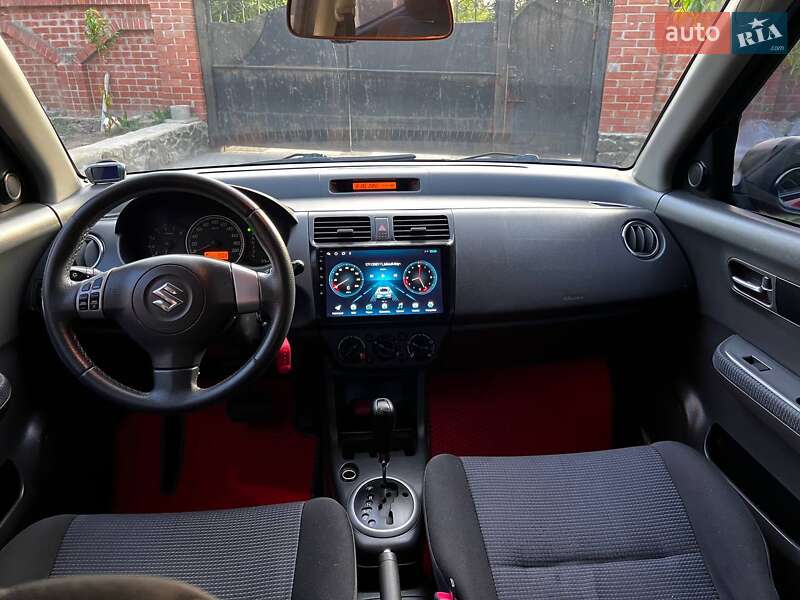 Хэтчбек Suzuki Swift 2008 в Лысянке