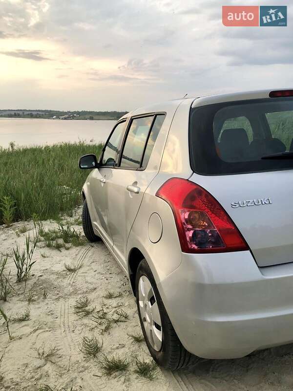 Хетчбек Suzuki Swift 2007 в Львові фото 6 Хетчбек Suzuki Swift 2007 в Львові