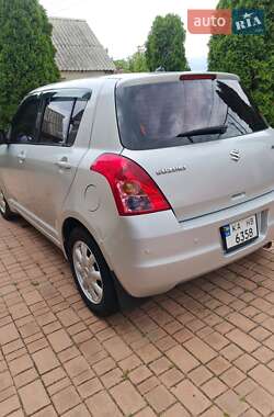 Хэтчбек Suzuki Swift 2008 в 