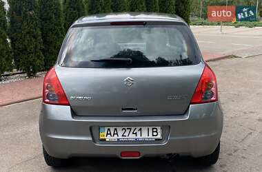 Хэтчбек Suzuki Swift 2008 в 
