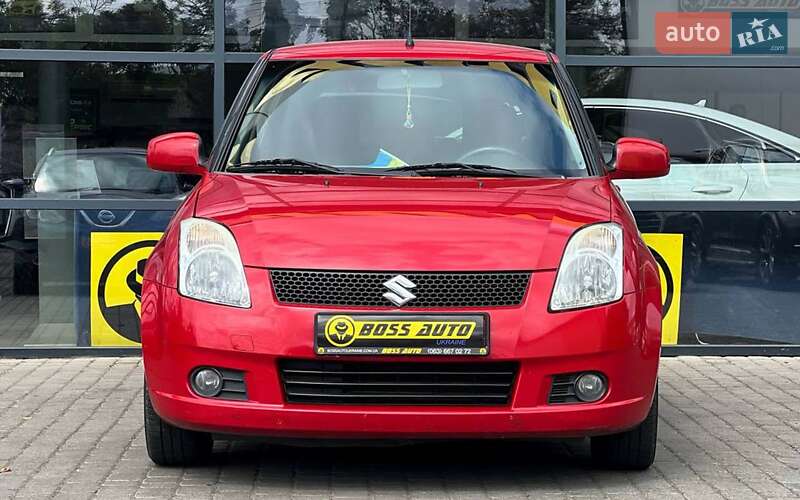 Хэтчбек Suzuki Swift 2005 в Ивано-Франковске фото 2 Хэтчбек Suzuki Swift 2005 в Ивано-Франковске