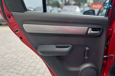 Хэтчбек Suzuki Swift 2005 в 