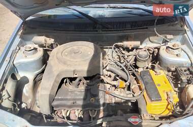 Седан Suzuki Swift 1995 в 