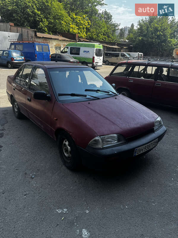 Седан Suzuki Swift 1995 в Одесі