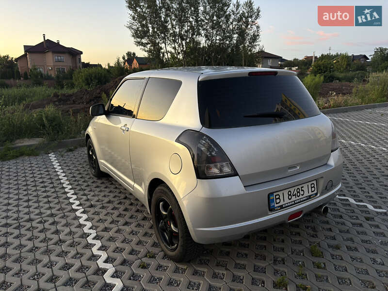 Хэтчбек Suzuki Swift 2007 в Полтаве
