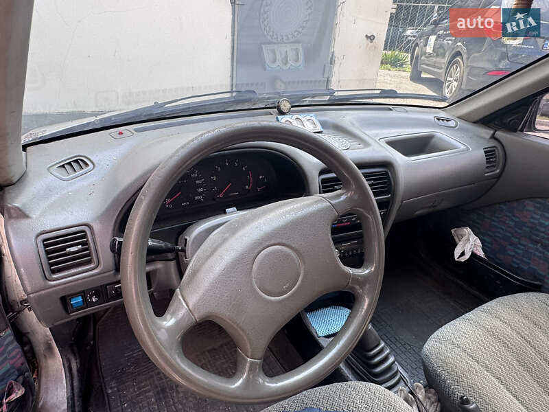 Хэтчбек Suzuki Swift 2003 в Харькове фото 7 Хэтчбек Suzuki Swift 2003 в Харькове