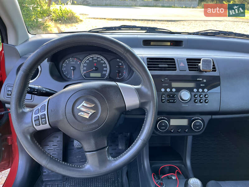 Хетчбек Suzuki Swift 2008 в Івано-Франківську