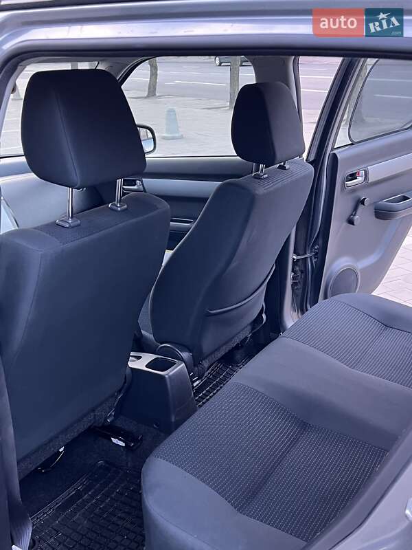 Хэтчбек Suzuki Swift 2010 в Ровно