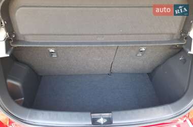 Хэтчбек Suzuki Swift 2011 в 