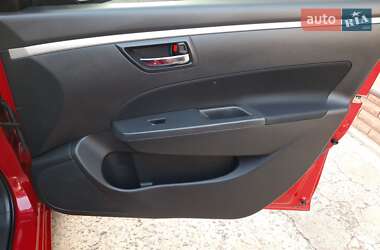 Хэтчбек Suzuki Swift 2011 в 