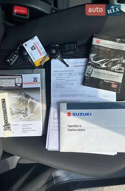 Хэтчбек Suzuki Swift 2012 в 