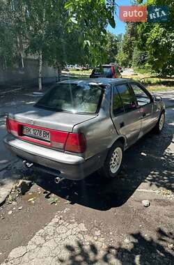 Седан Suzuki Swift 1990 в Запорожье