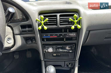 Седан Suzuki Swift 2003 в 