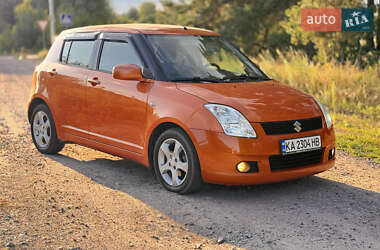 Хэтчбек Suzuki Swift 2006 в 