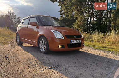 Хэтчбек Suzuki Swift 2006 в 