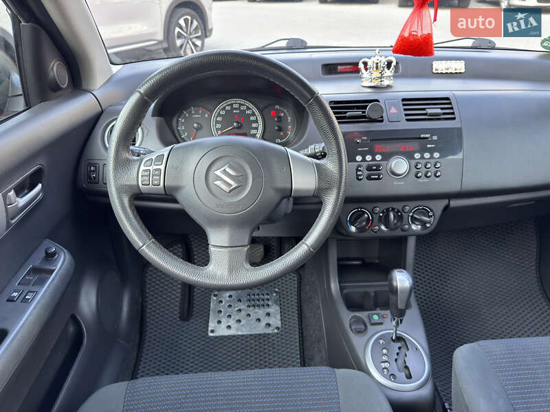 Хэтчбек Suzuki Swift 2009 в Днепре