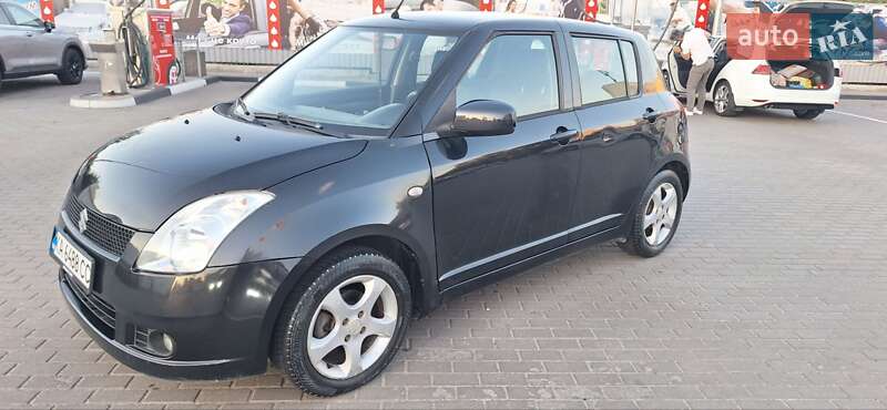 Хетчбек Suzuki Swift 2006 в Києві