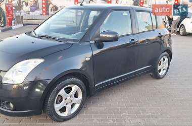 Хэтчбек Suzuki Swift 2006 в 
