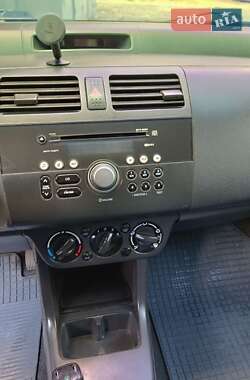 Хэтчбек Suzuki Swift 2008 в 