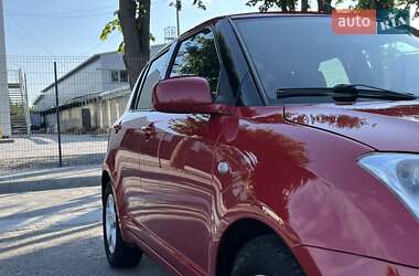 Хэтчбек Suzuki Swift 2006 в 